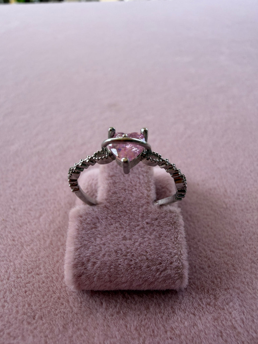 Adjustable Pink Heart Zircon Ring