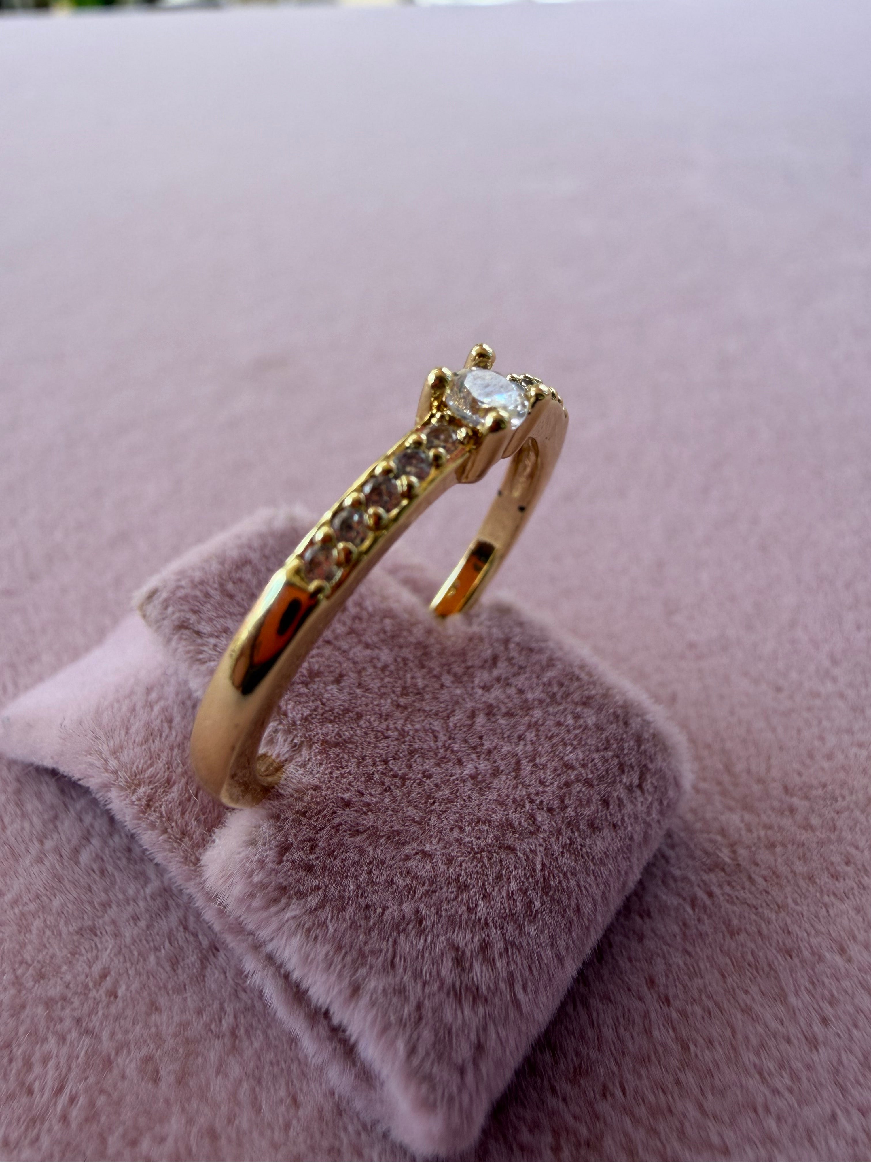 Adjustable Solitaire Zircon Gold Tone Ring