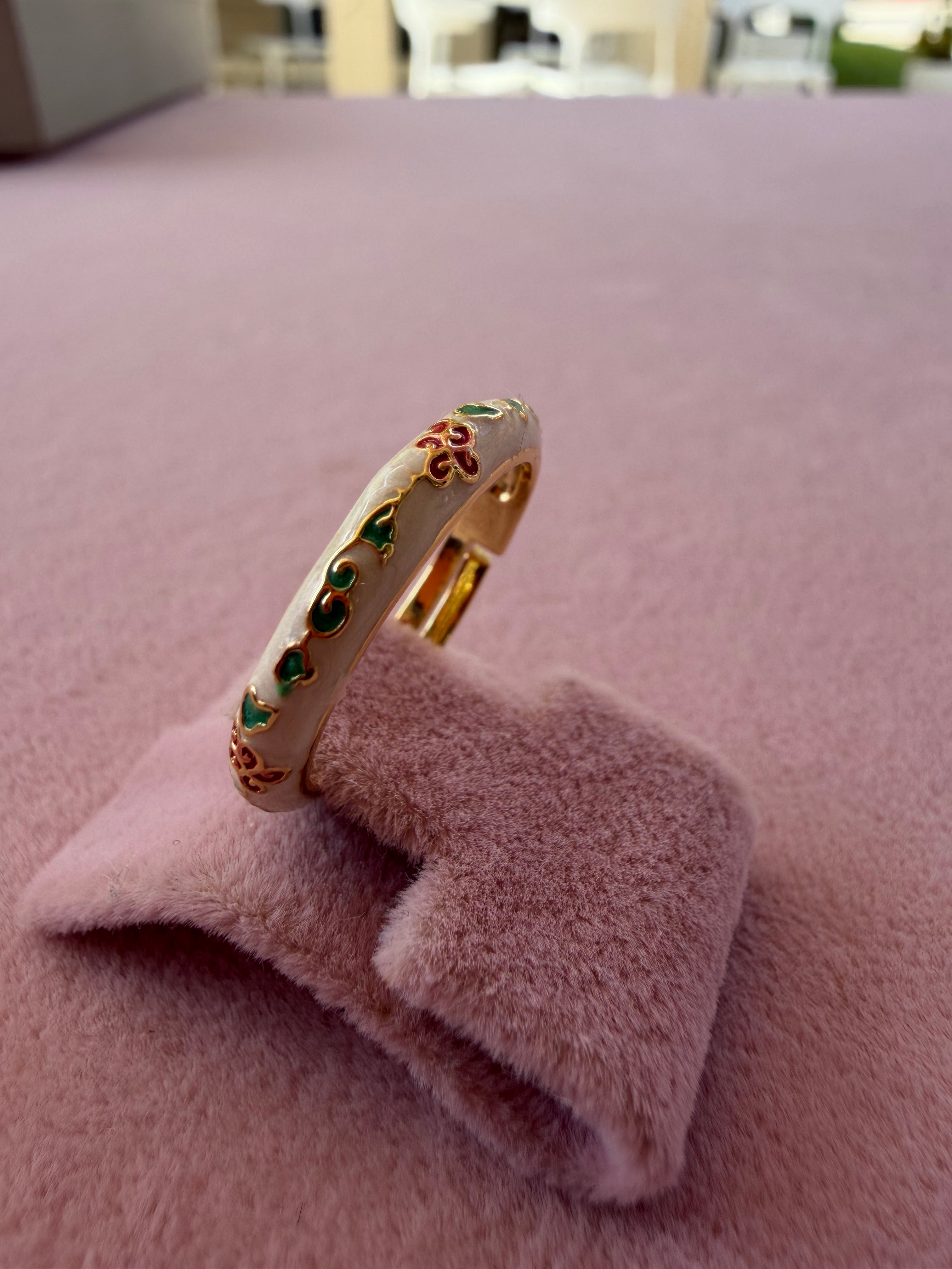 Ivory Garden Enamel Bangle