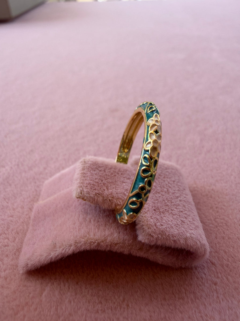 Ivory Garden Enamel Bangle