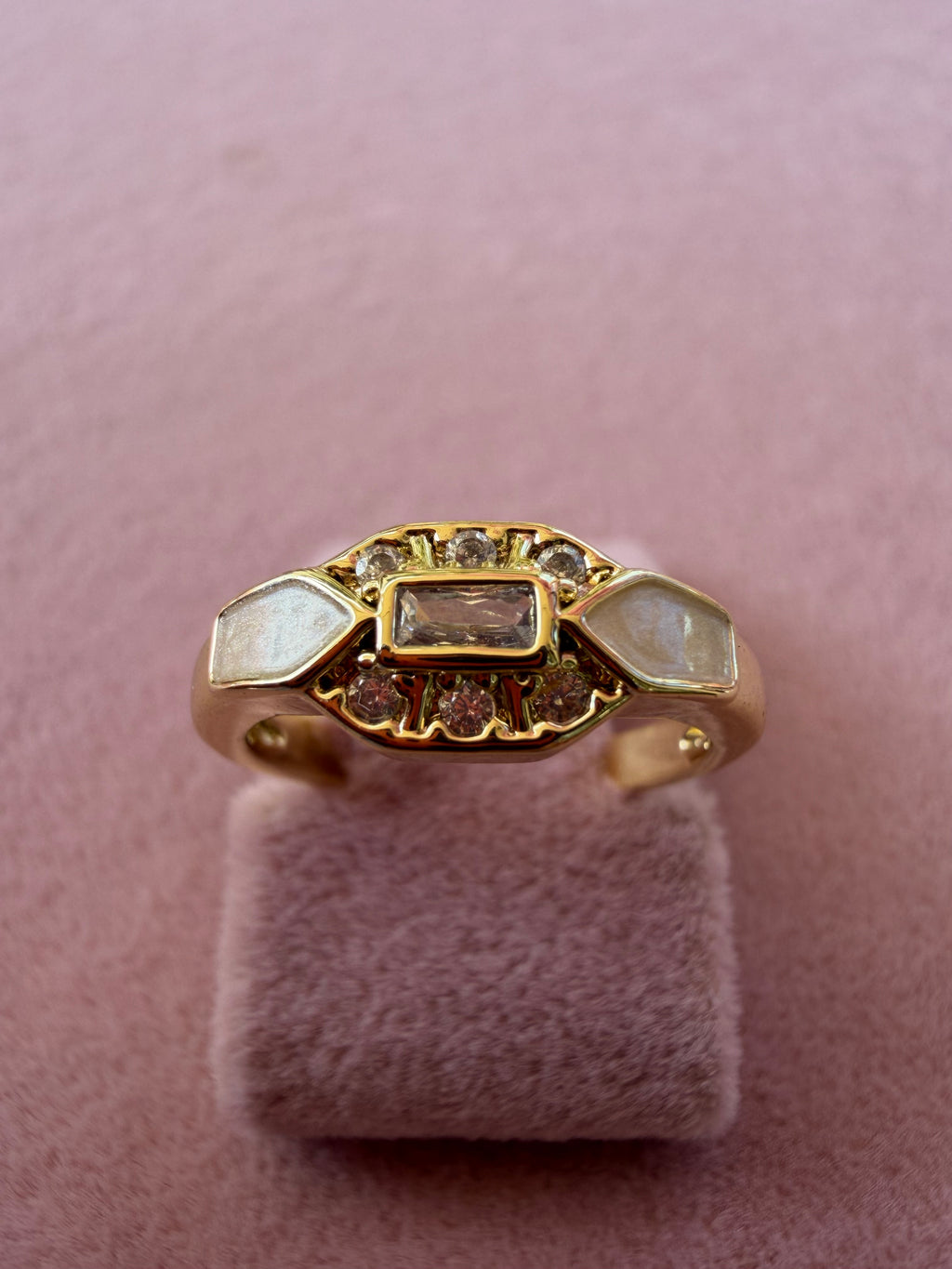 Pearlescent Art Deco Zircon Adjustable Ring
