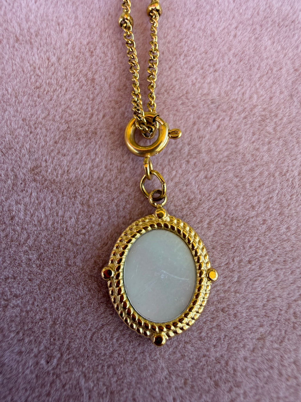 Gold Beaded Frame Round Aqua Stone Pendant Necklace