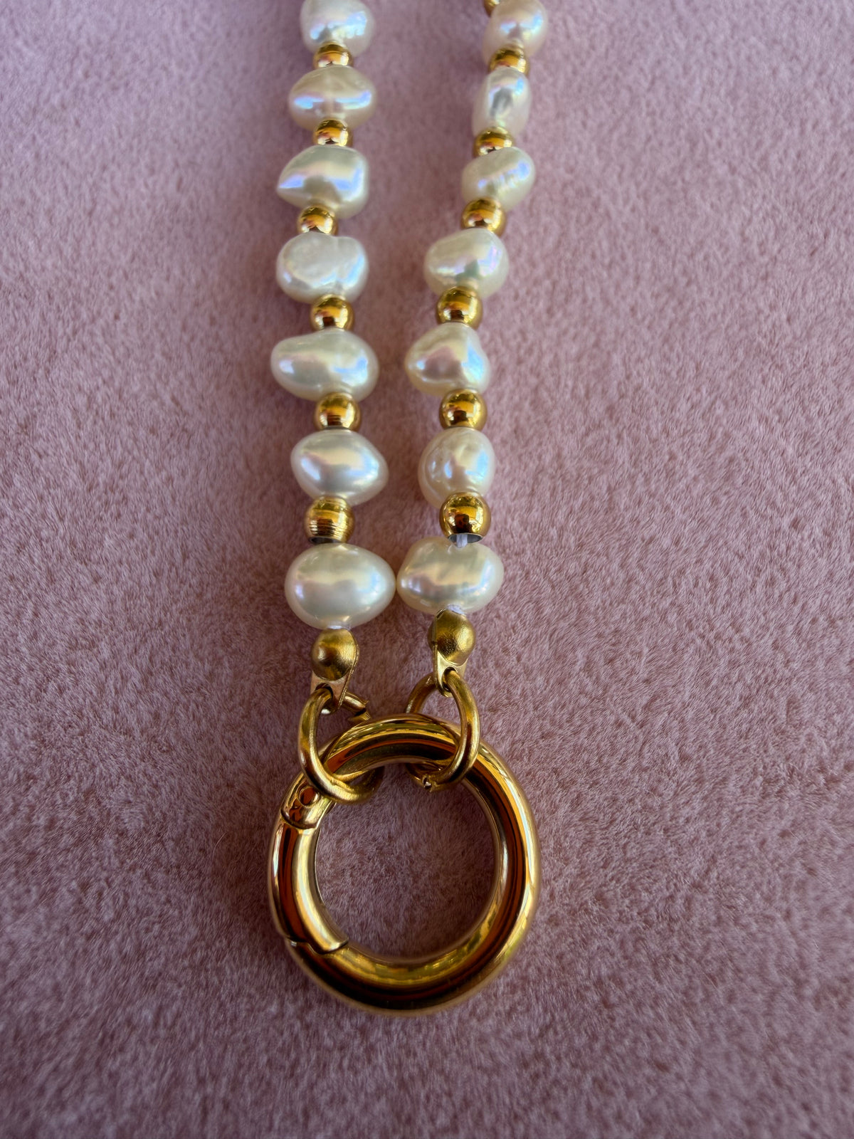 Freshwater Pearl Necklace with Gold Circle Clasp