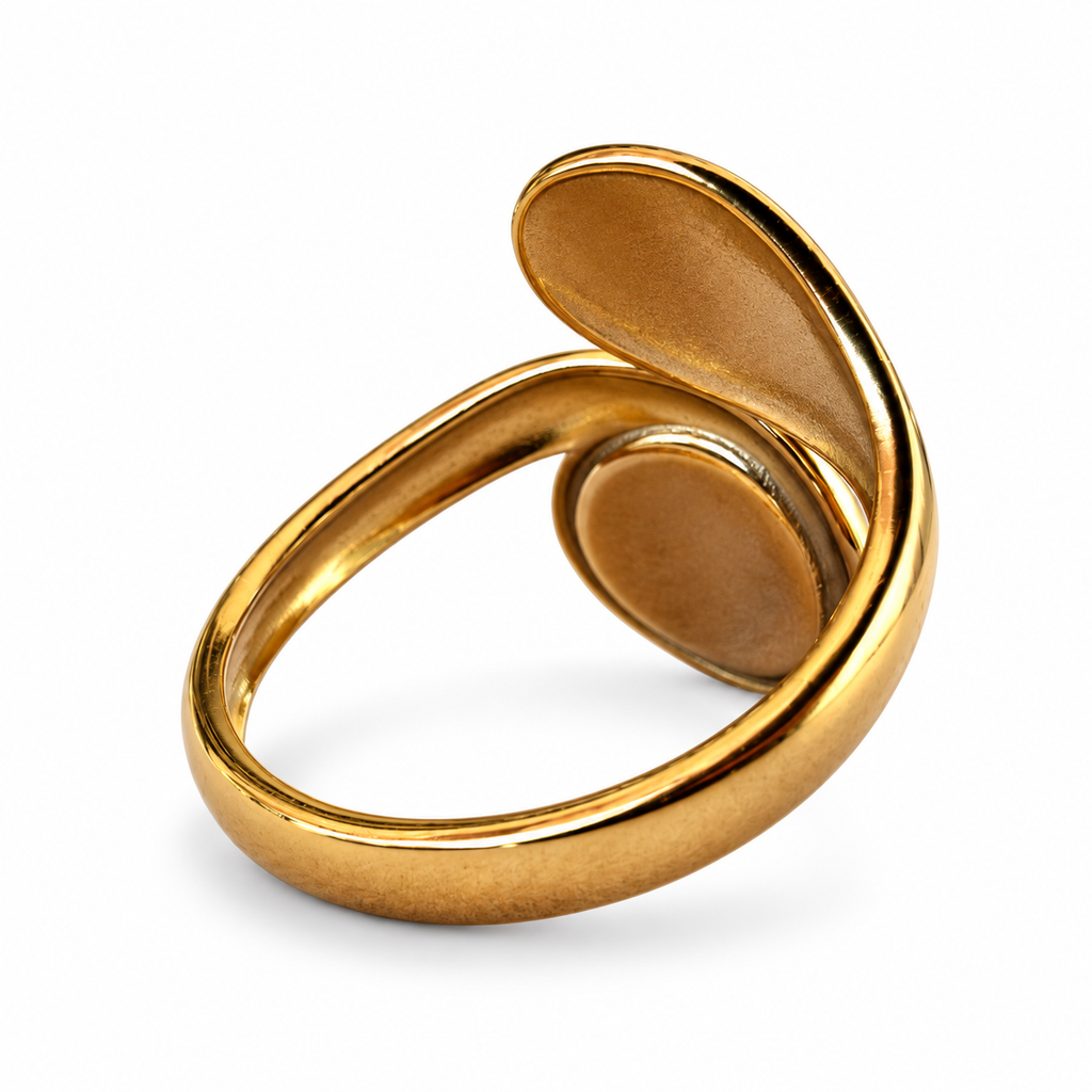Gold green stone chip swirl ring back view