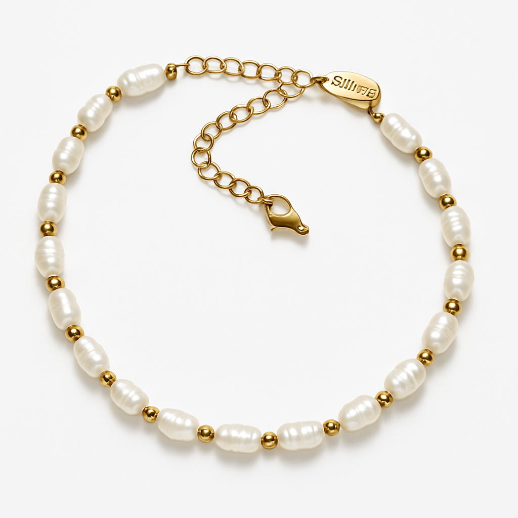 Freshwater Pearl Necklace with Gold Carabiner Clasp